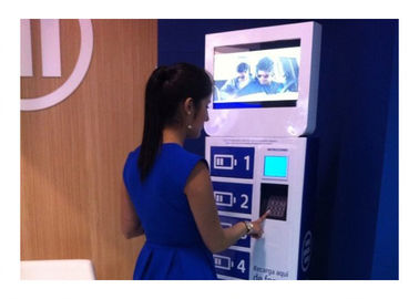 Bank Financial Advertising Ponsel Wifi Cell Phone Recharge Station Lockers Digital Signage